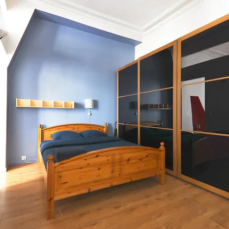 Quartier Place Des Vosges Appartement Paris