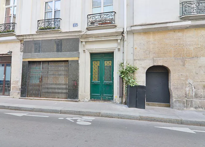 Quartier Place Des Vosges شقة